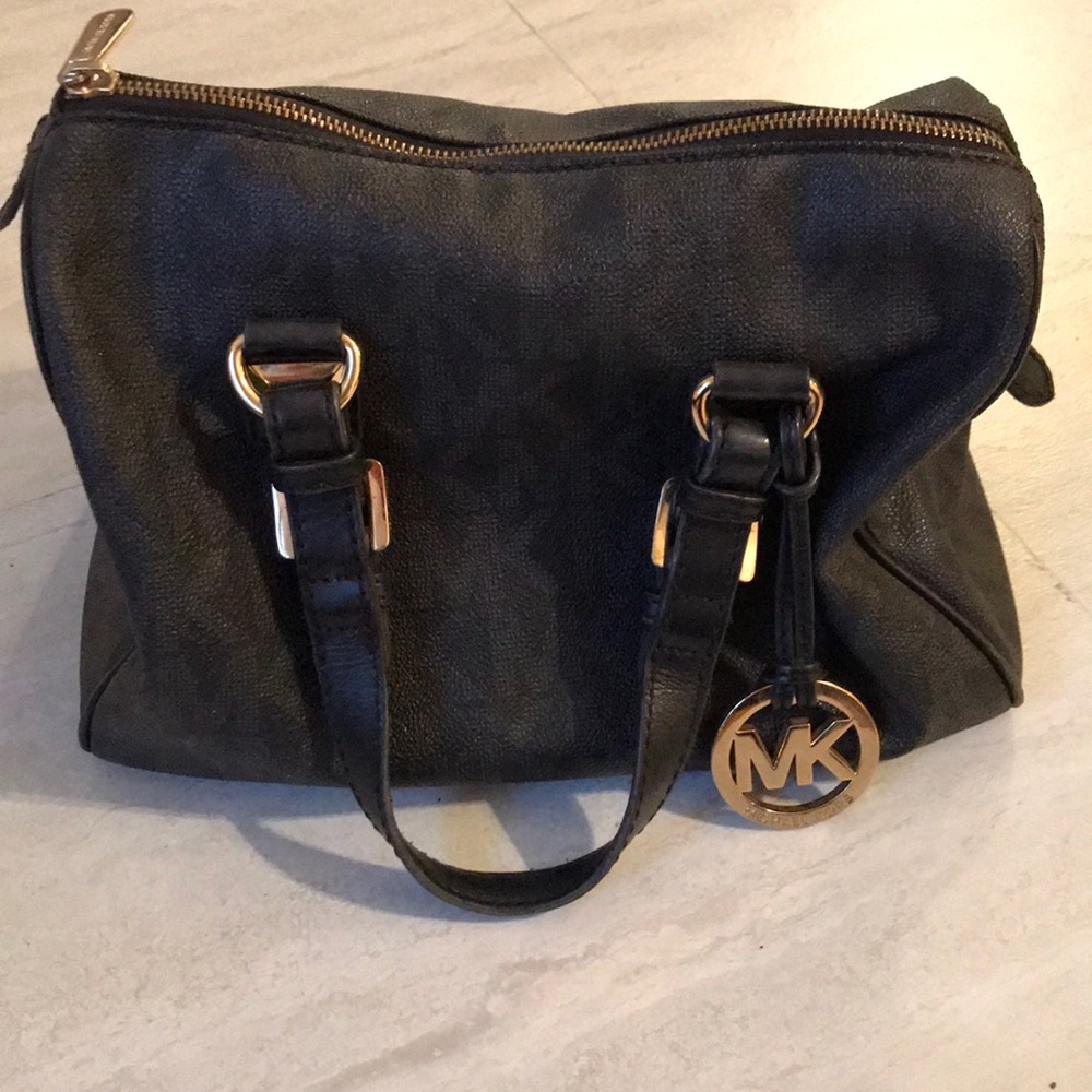 MICHAEL KORS BLACK SIGNATURE PURSE